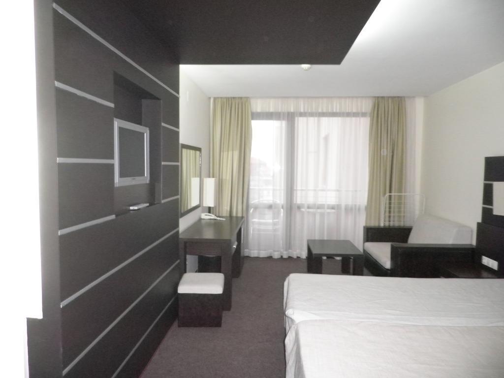 Hotel Vigo Nesebar Exterior photo